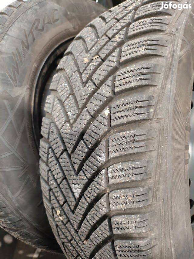 215/60R16 Vredestein téligumi + Ford acélfelni