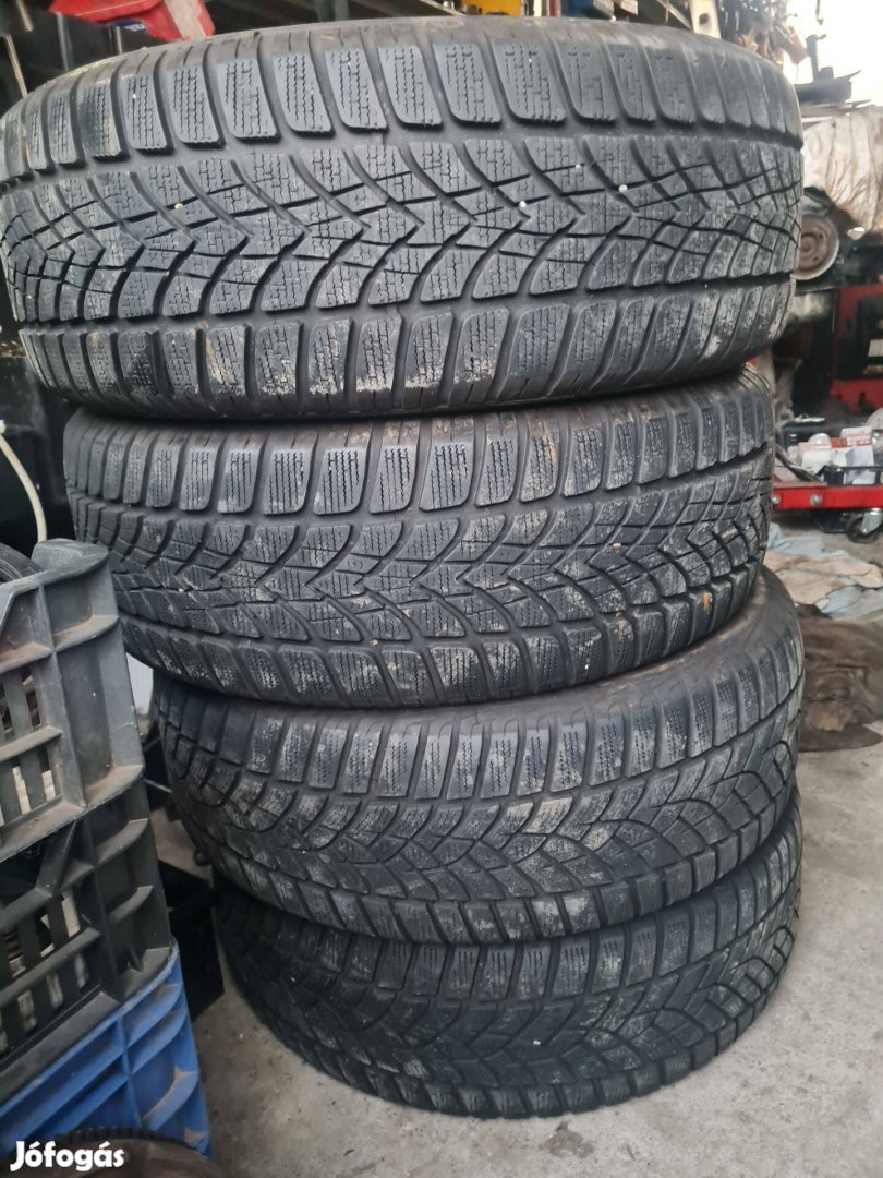 215/60R16 téli gumi szett