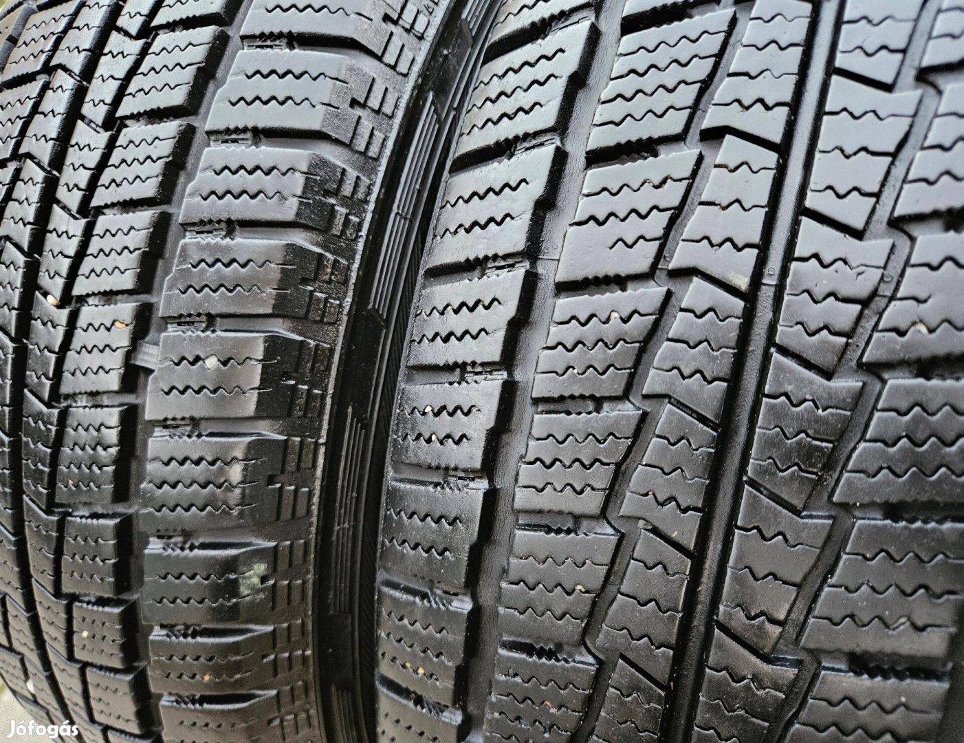 215/60R17C Hankook Téli Gumi Pár ~8mm - DOT17 - Ár/2db