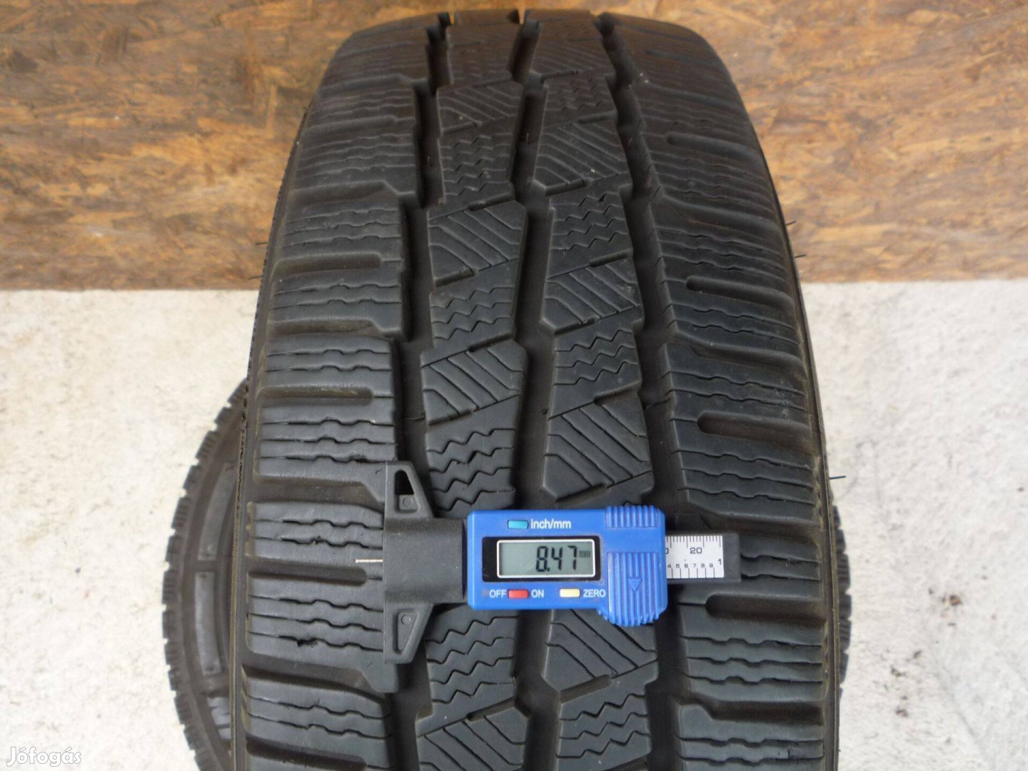 215/60R17C Michelin téli gumi 2db teljesen újszerű állapotban eladó!