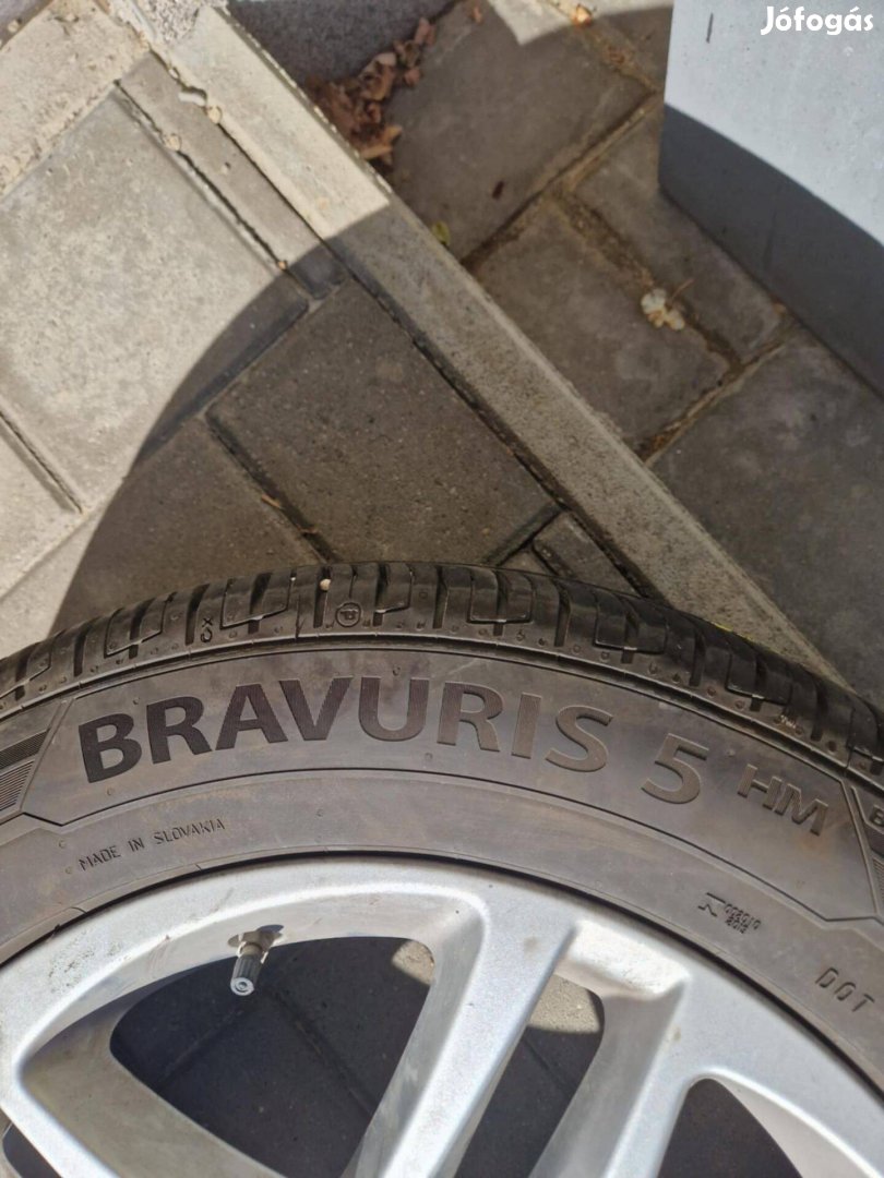 215/60R17 V Barum Bravuris 5 nyári gumiabroncs