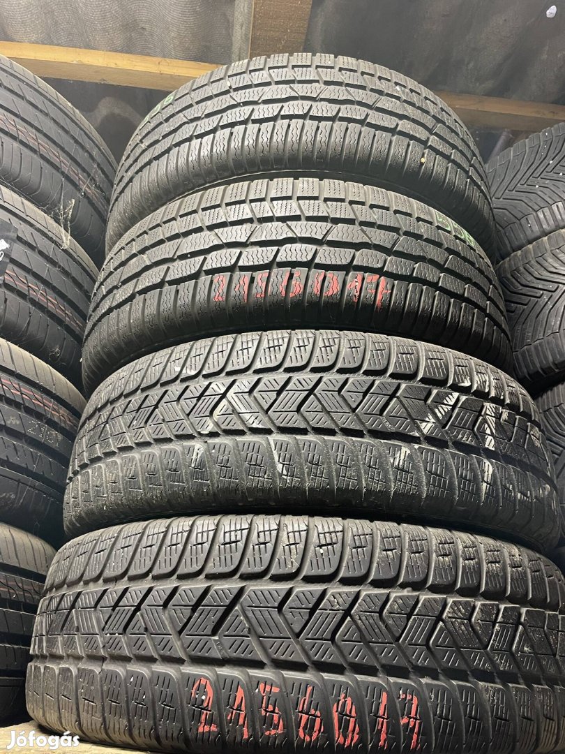 215/60R17 téligumik