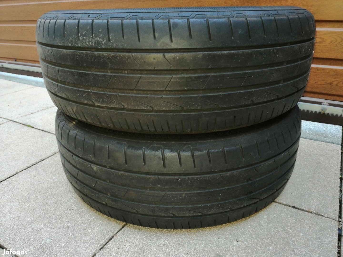 215 60 16 hankook nyári gumi 2 db