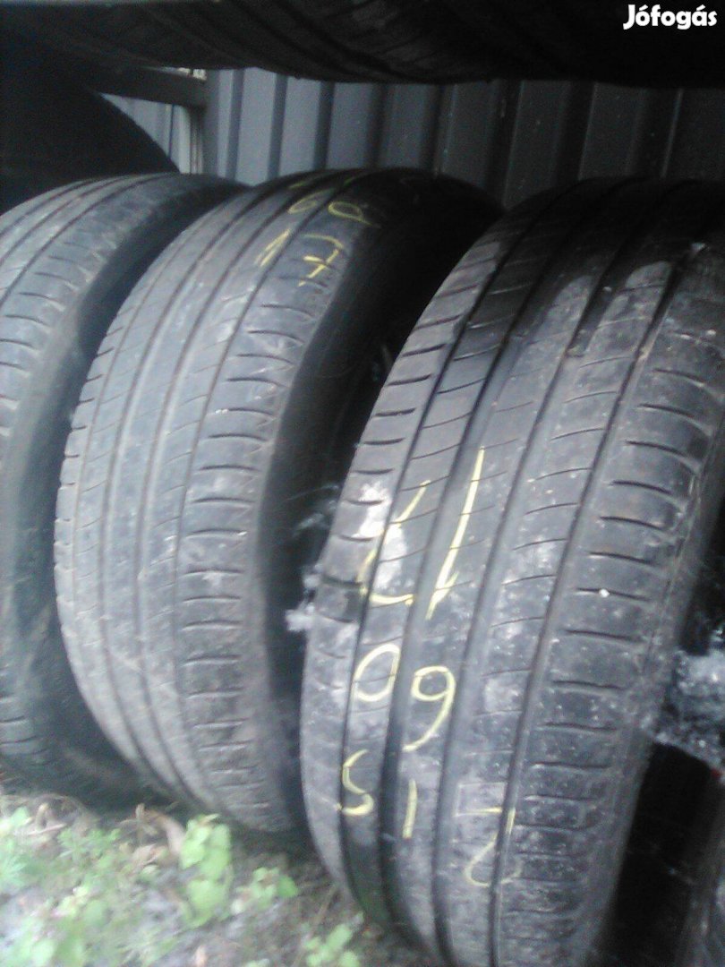 215 60 17 Michelin