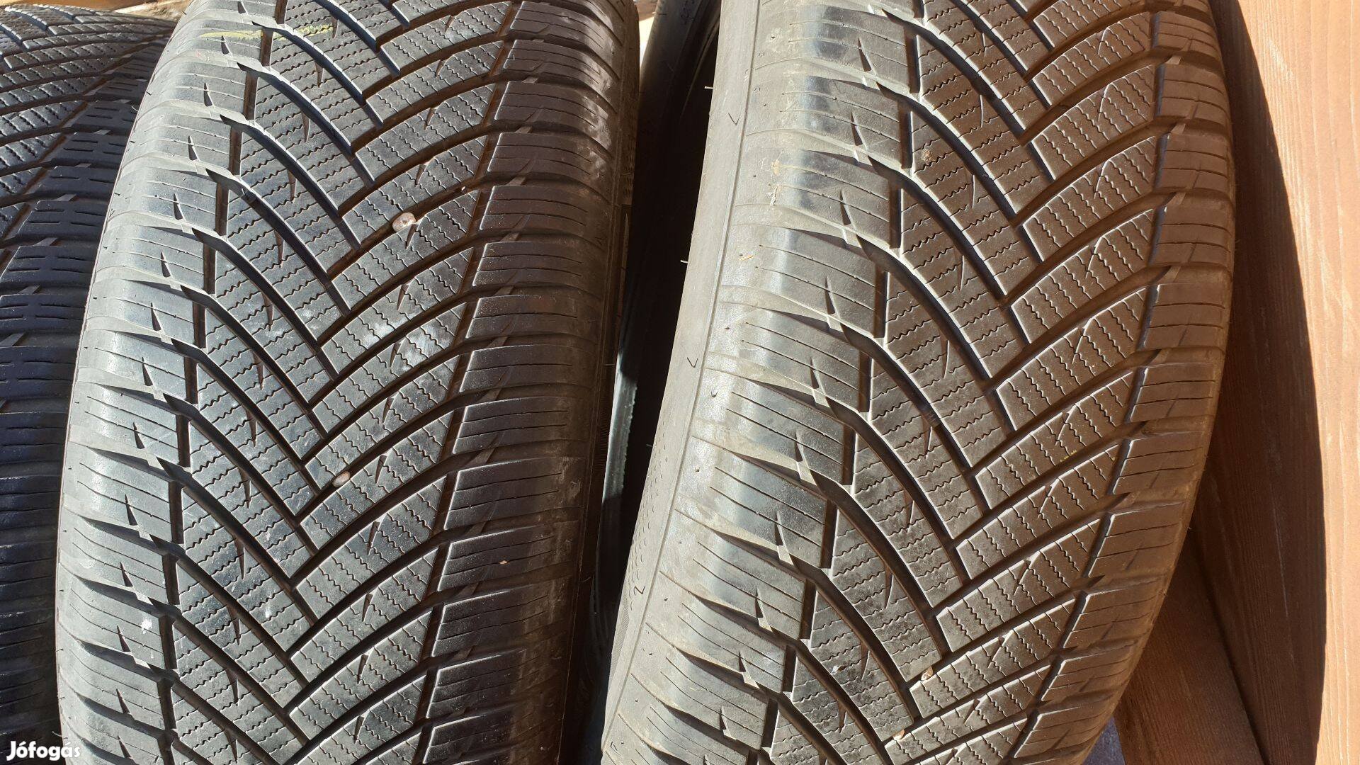 215/60 R16 4évszakos gumik