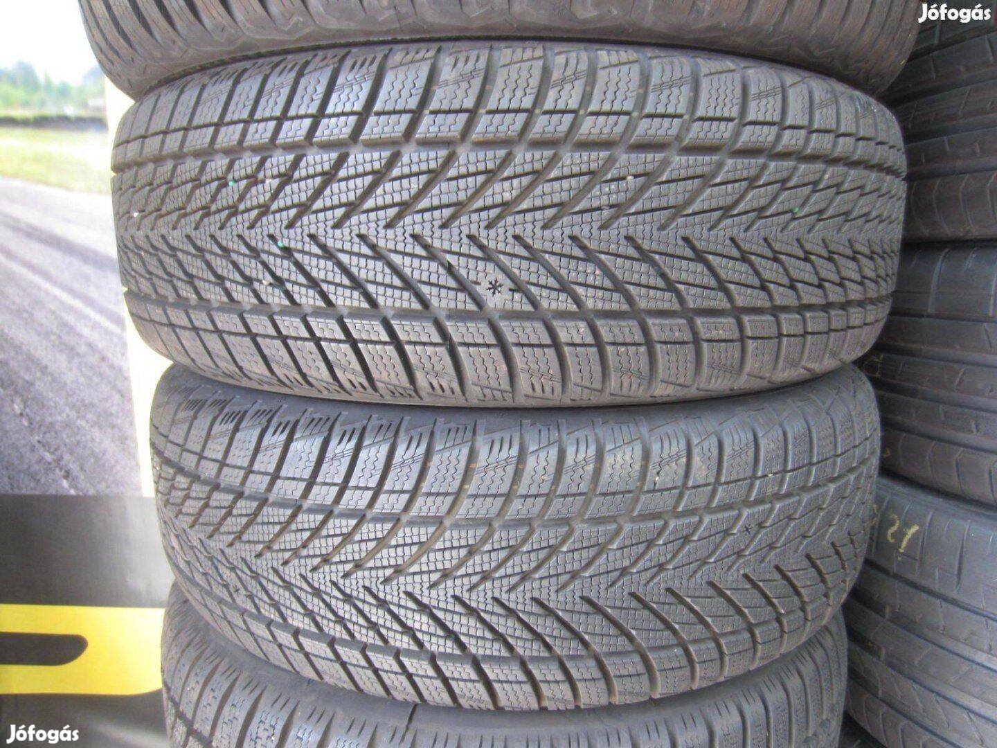 215/60 R16 Goodyear UG Performance3 99H