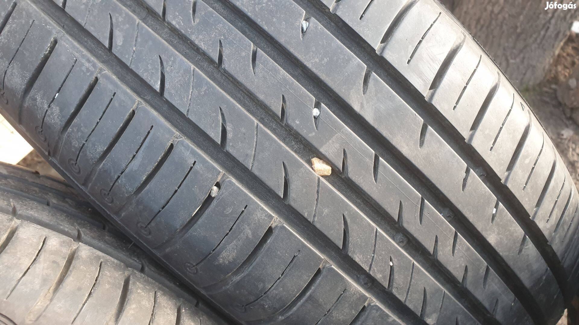 215/60 R16 Kumho 2023as újszerű nyári szett 70ezer