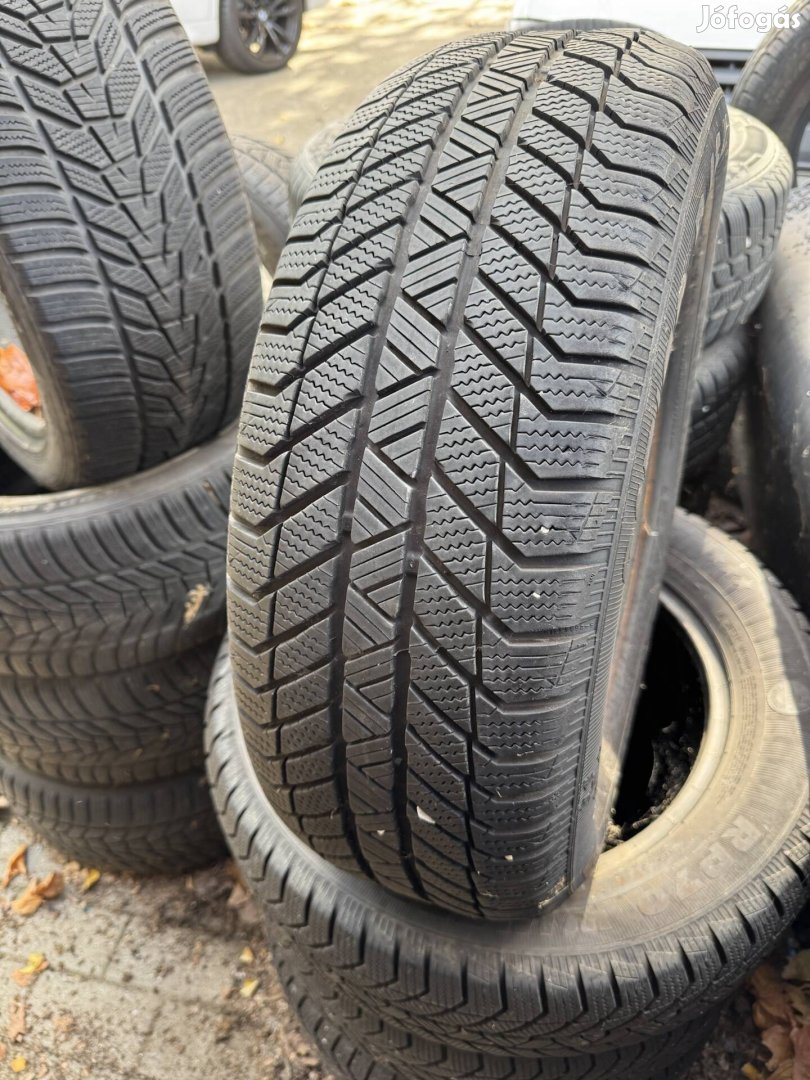 215/60 R16 Platin használt téli gumi