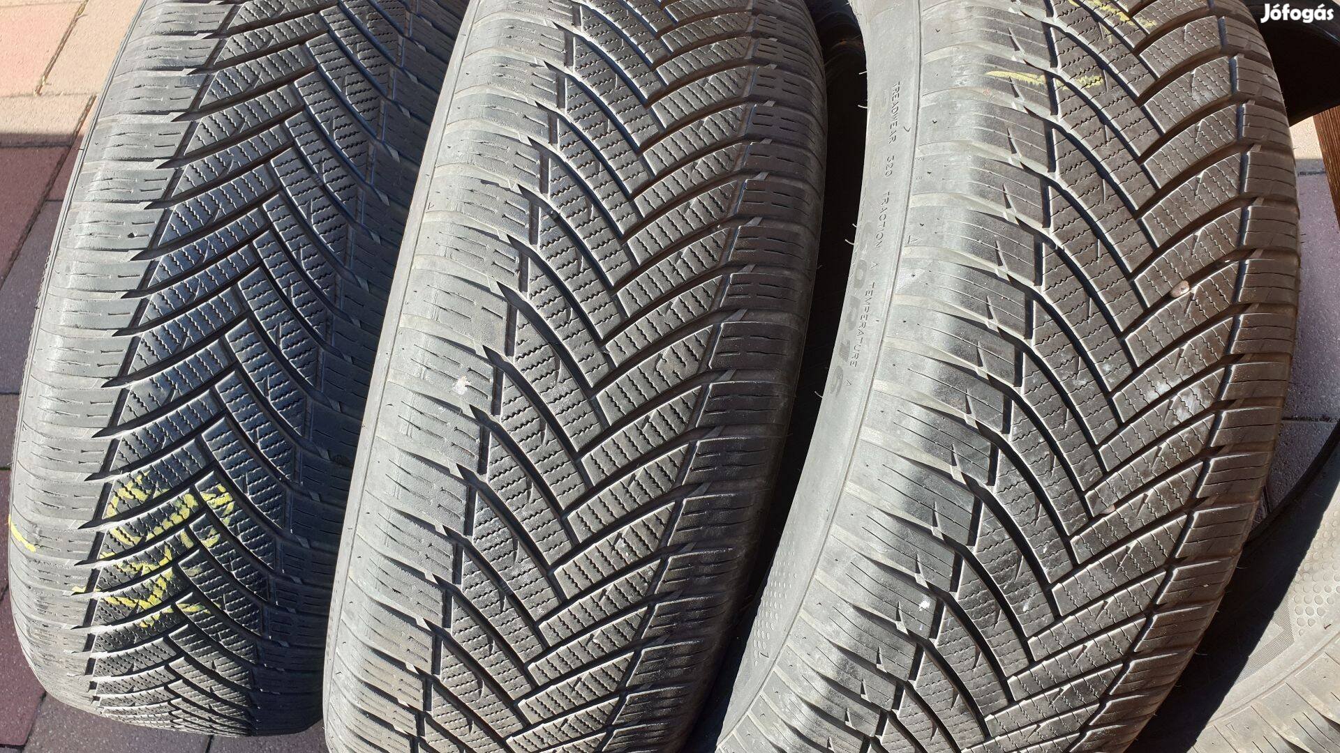 215/60 R16 négy évszakos gumik