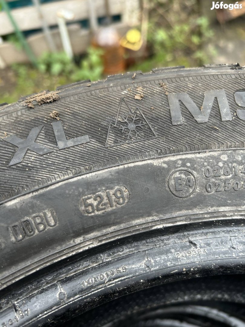 215/60 R16 téli gumi