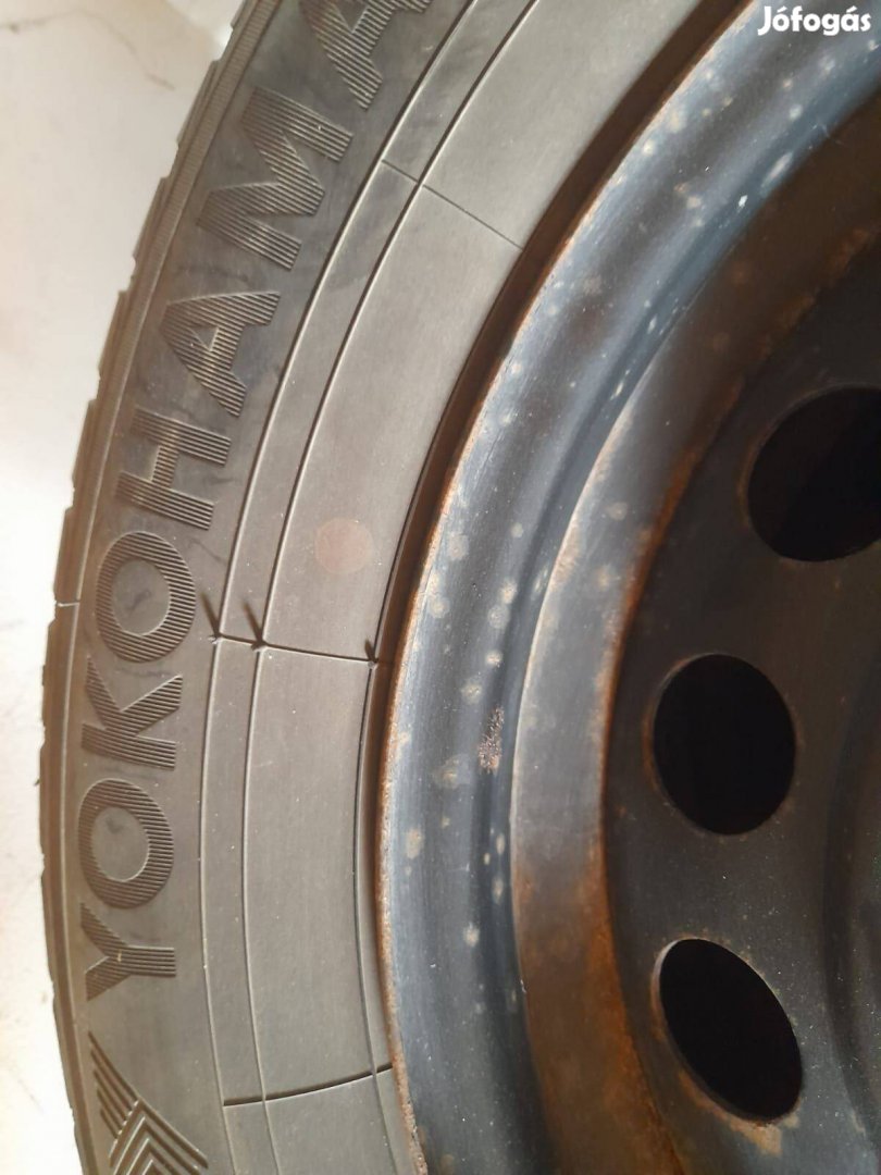 215/60 R16 téligumi+felni Suzuki Vitarára