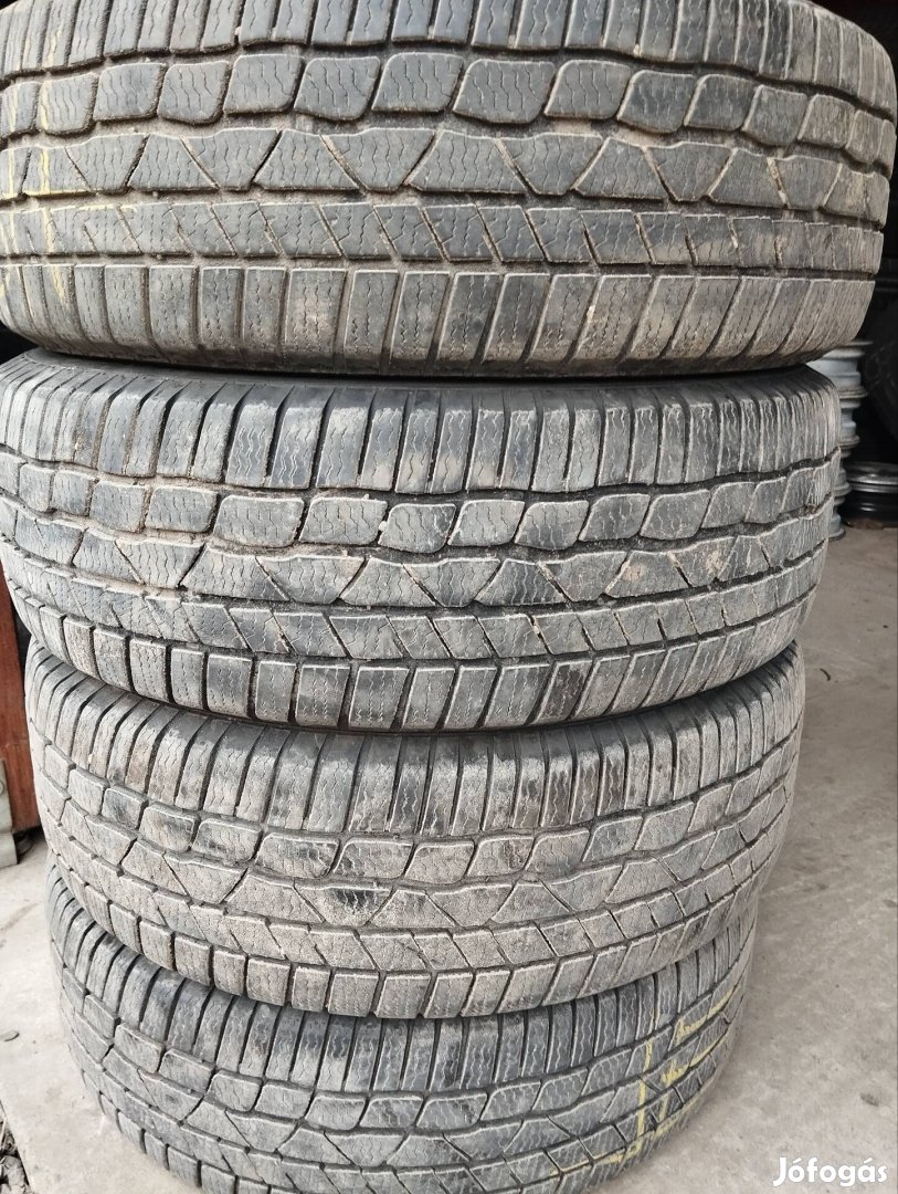 215/60 R17 Téli gumi Continental Németországból 7 mm-es profilmélység.