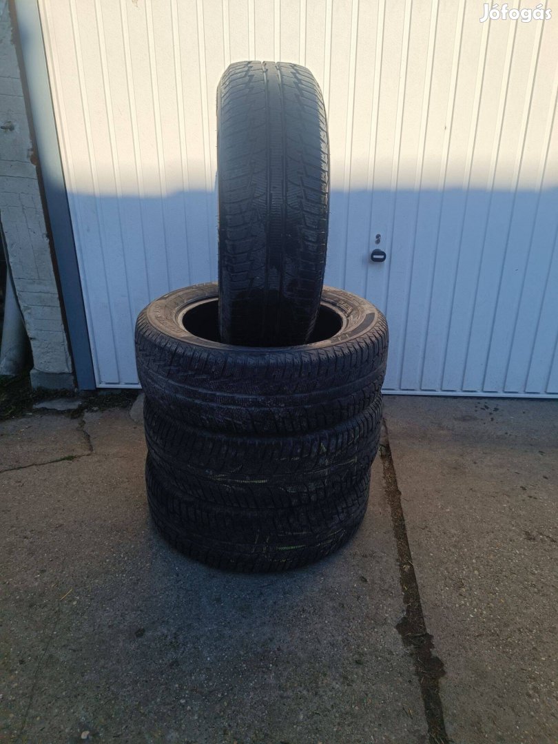 215/60 R17 Téligumi garnitúra