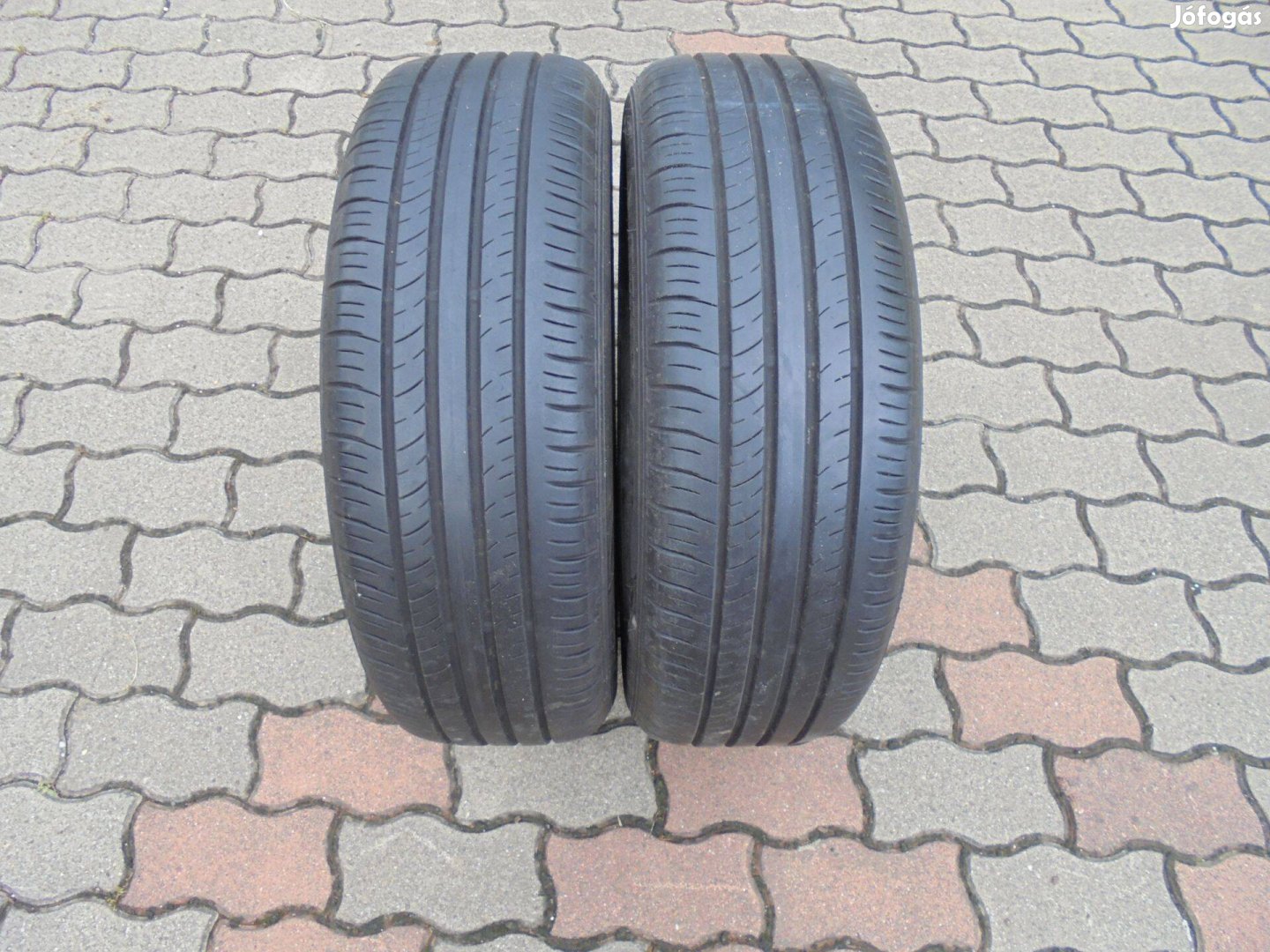 215/60 R 17-es használt nyári gumi eladó