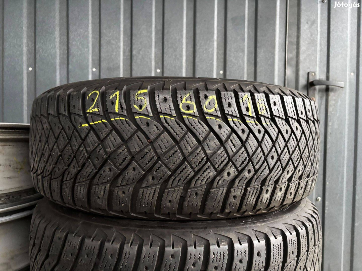 215/60 r16 Goodyear 2022 téligumi 4db eladó 215/60r16 garnitúra