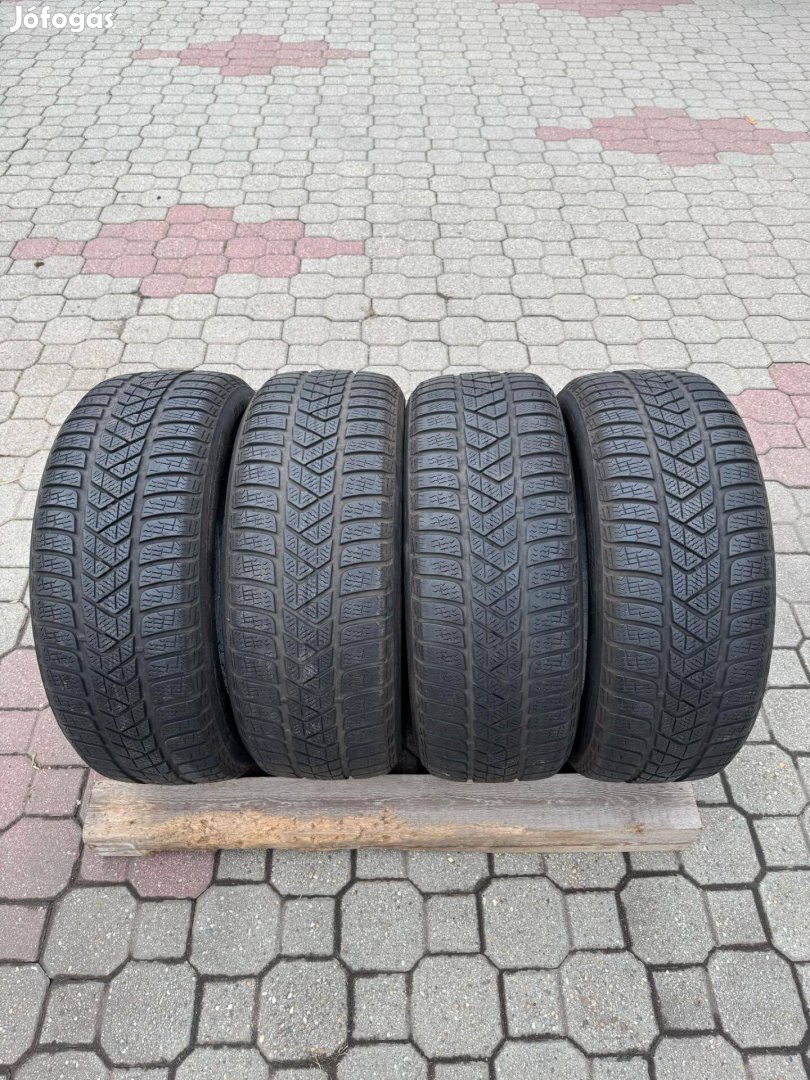 215/60 r16 Pirelli téli