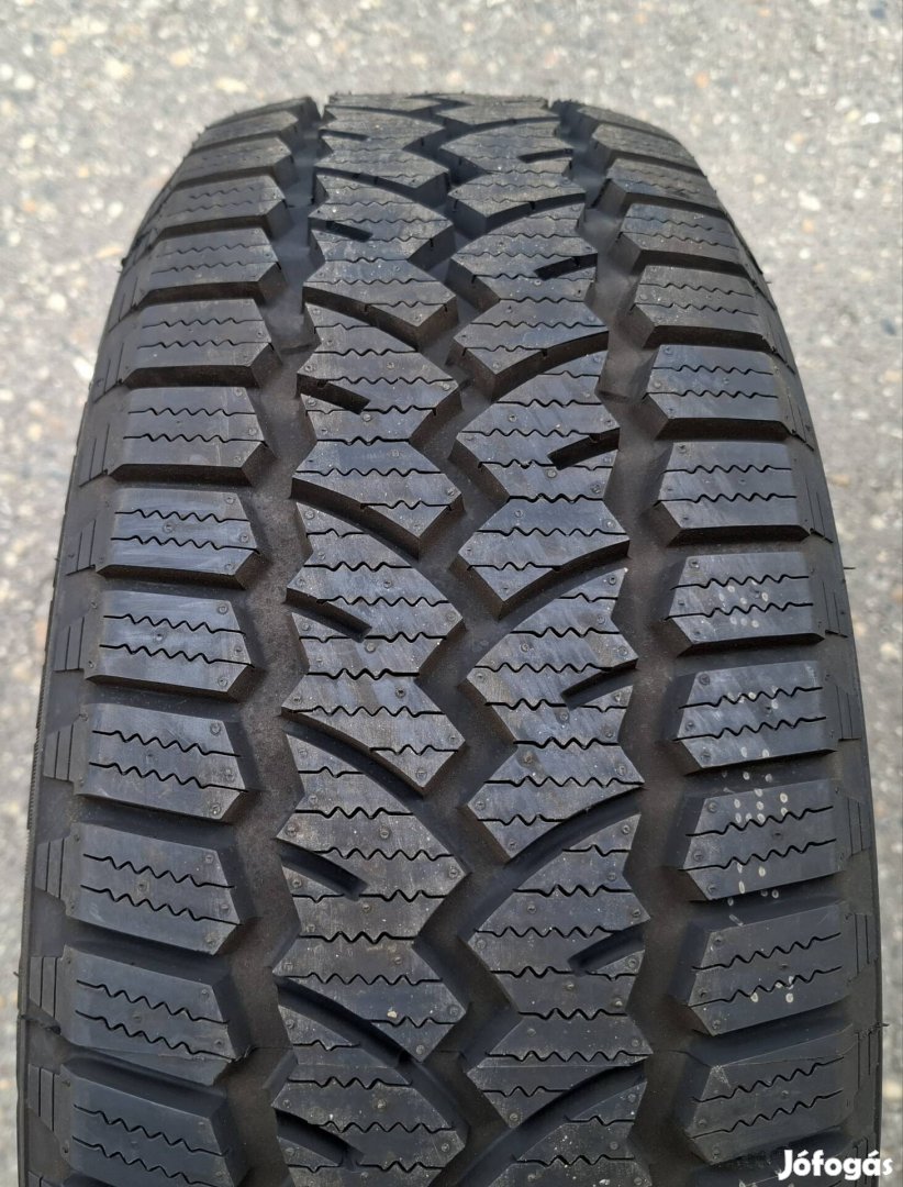 215/60 r16c Momo Van Pole w-3. 4db.