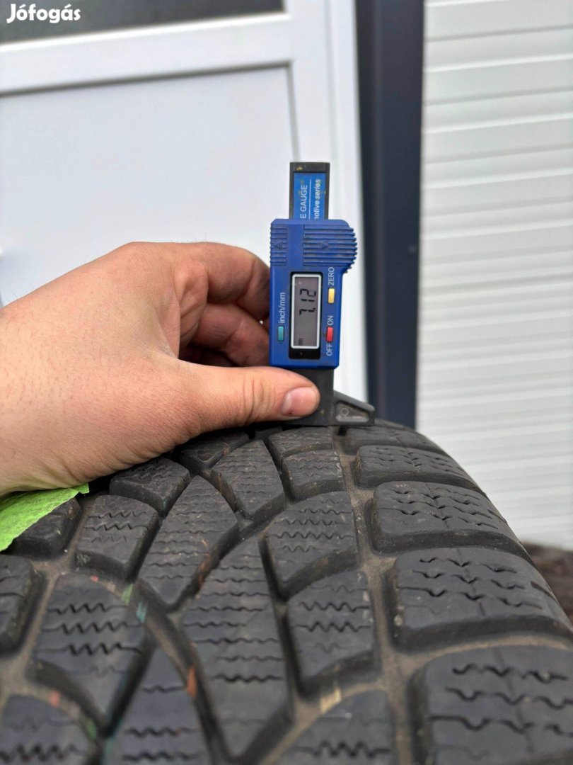 215/60 r17 C Dunlop téligumi 7mm 4db eladó 215/60r17C R17c