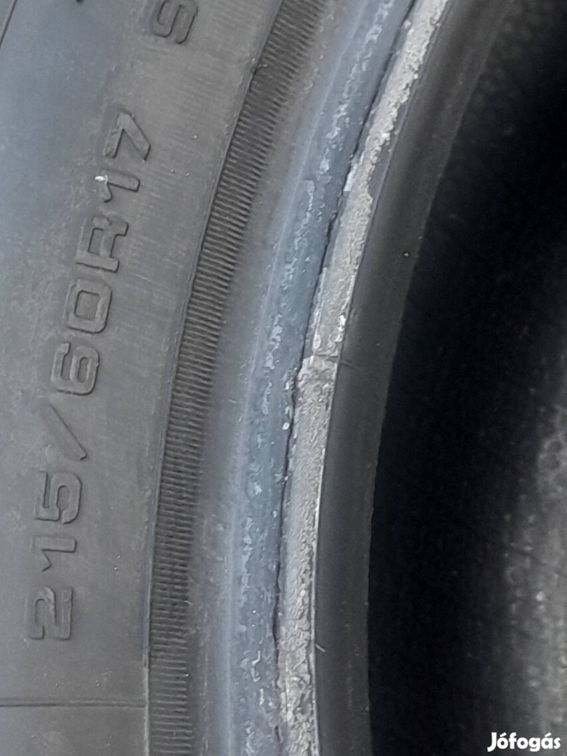 215 60 r17 gumi szinte uj 