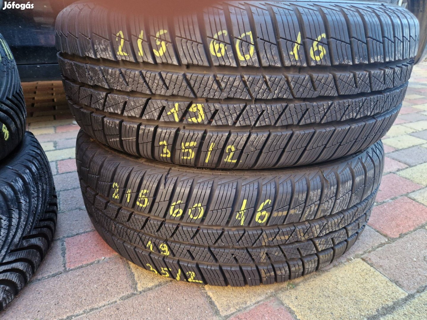 215/60r16 Barum teli 2db újszerű