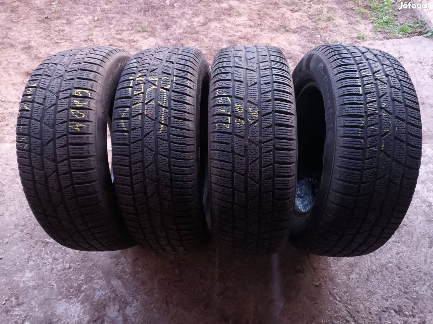 215/60r16 Continental használt téligumi 4db