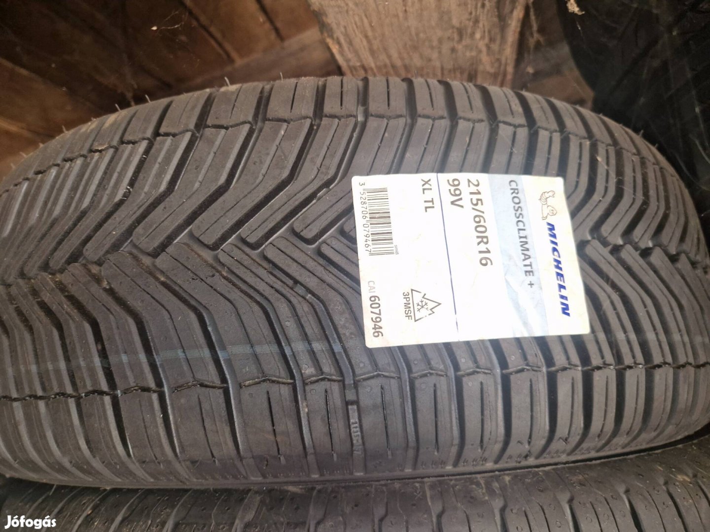 215/60r16 Michelin cross climate 1db új 