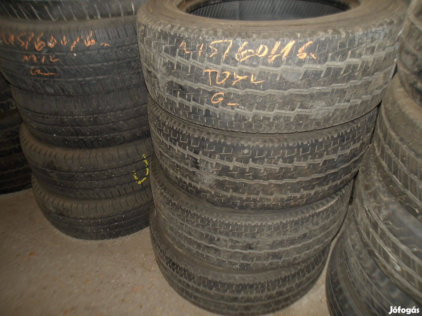 215/60r16c Toyo nyári gumi ajándék szereléssel