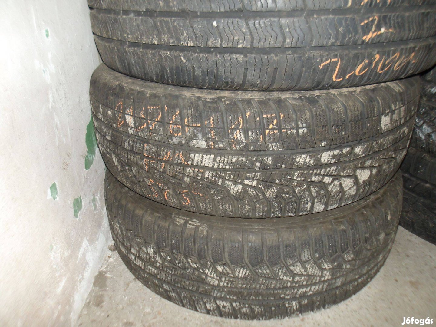 215/60r17 Hankook téli gumi ajándék szereléssel