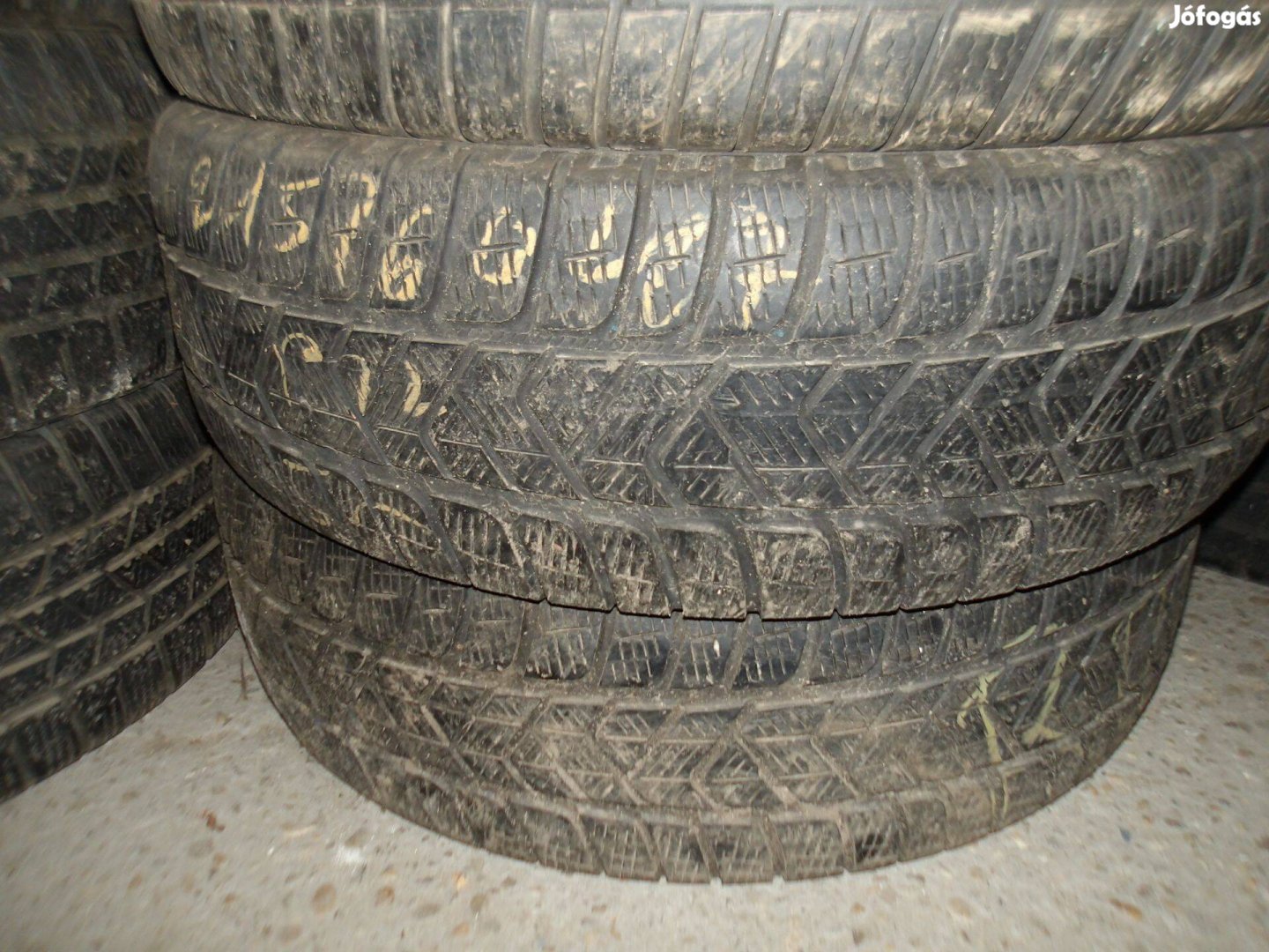 215/60r17 Pirelli téli gumi ajándék szereléssel