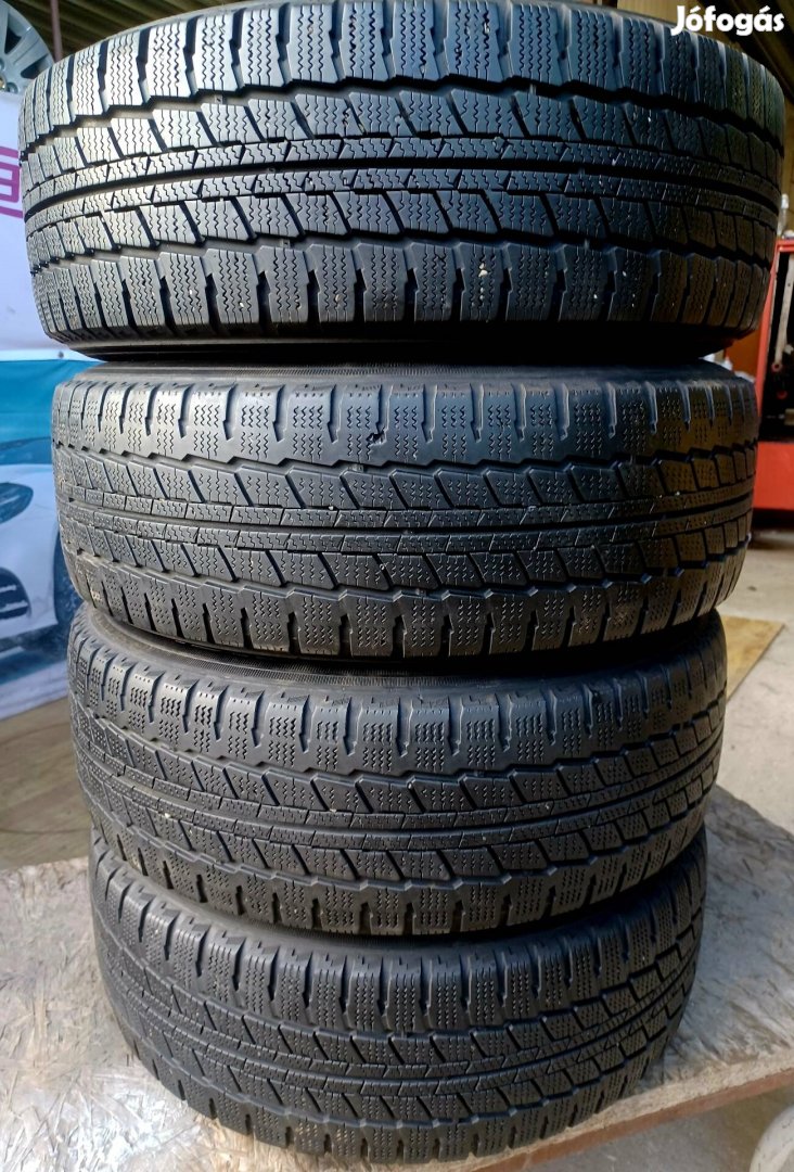 215/60r17c 215/60 r17c  T5 T6 Transporter Multivan téli 4db 