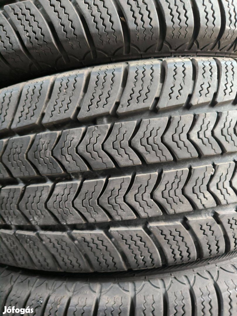 215/65R15C Semperit téli kisteherre 215/65 R15C téli