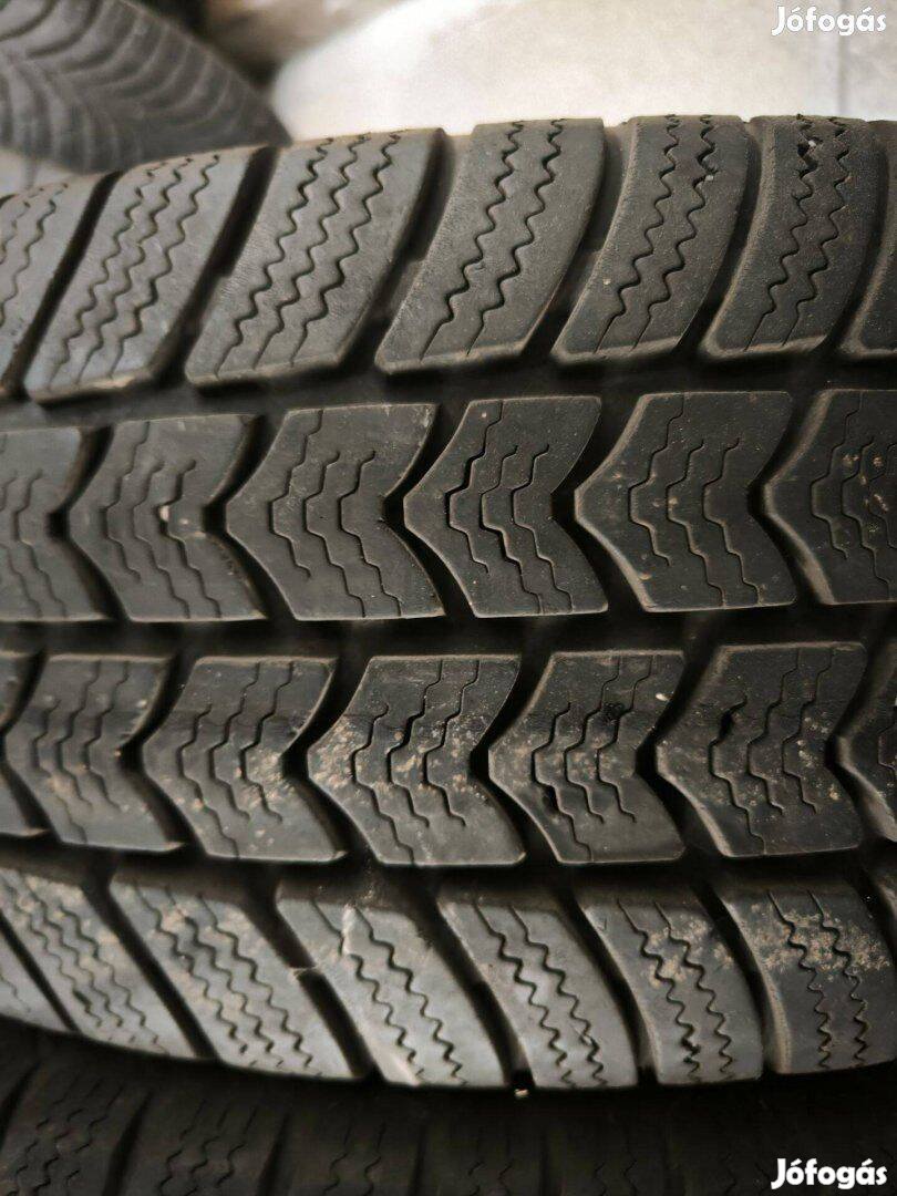 215/65R16C 35e/2db Semperit téligumi kisteherre