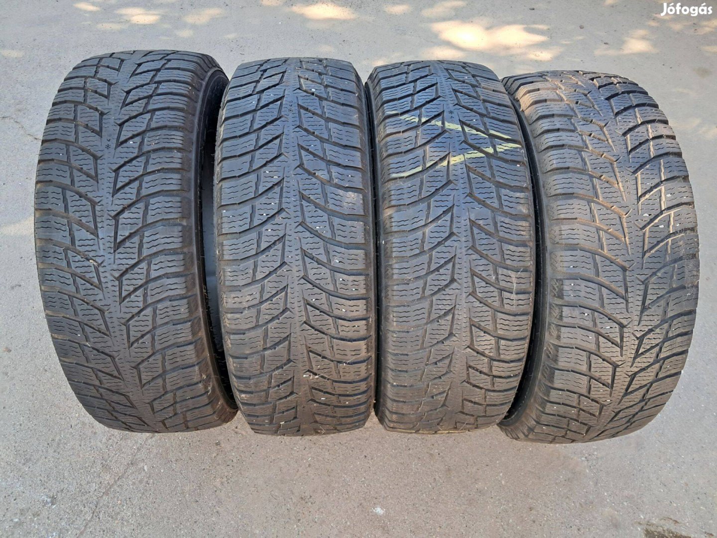 215/65R16C Téli gumi