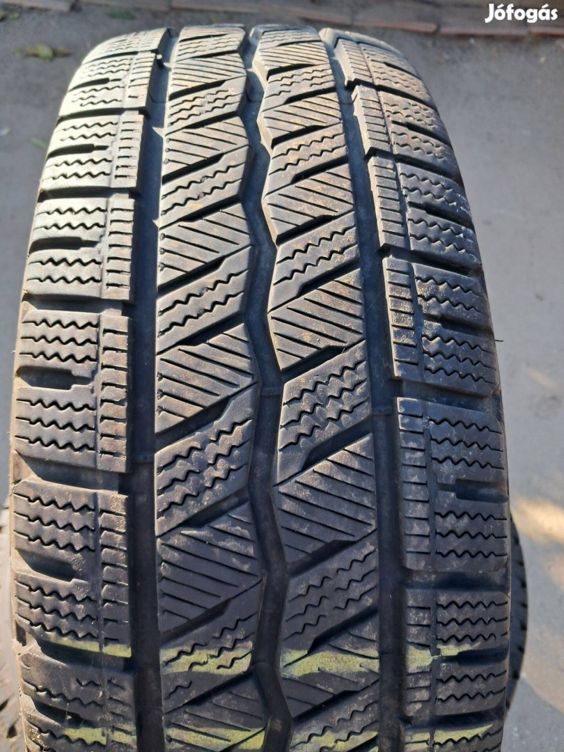 215/65R16C Téli gumi