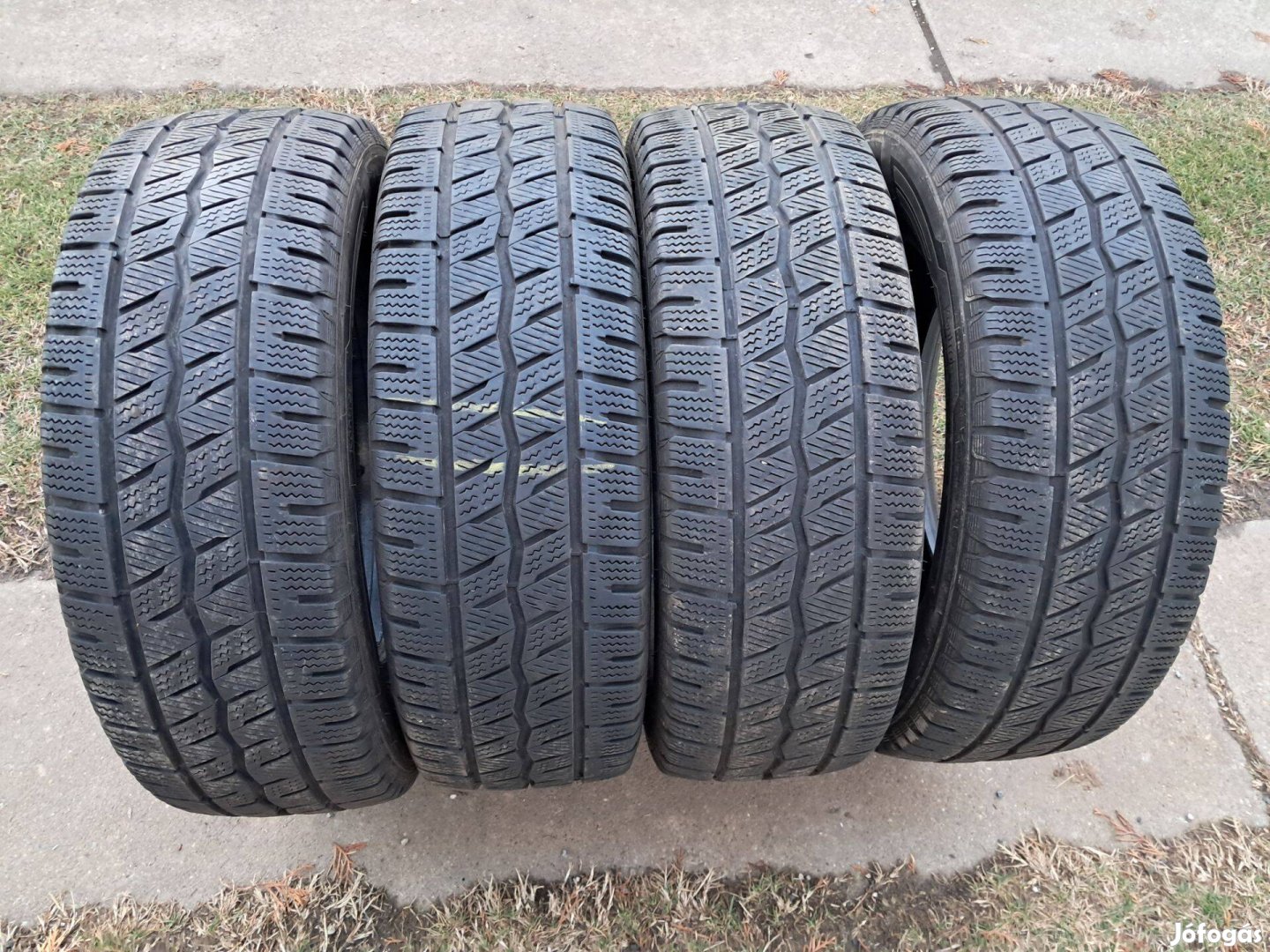 215/65R16C Téli gumi