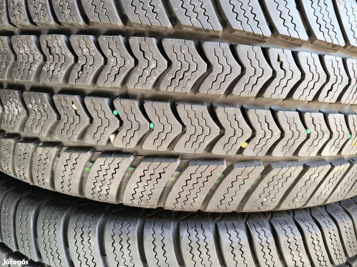 215/65R16C újszerű Semperit téligumi 215/65 R16C
