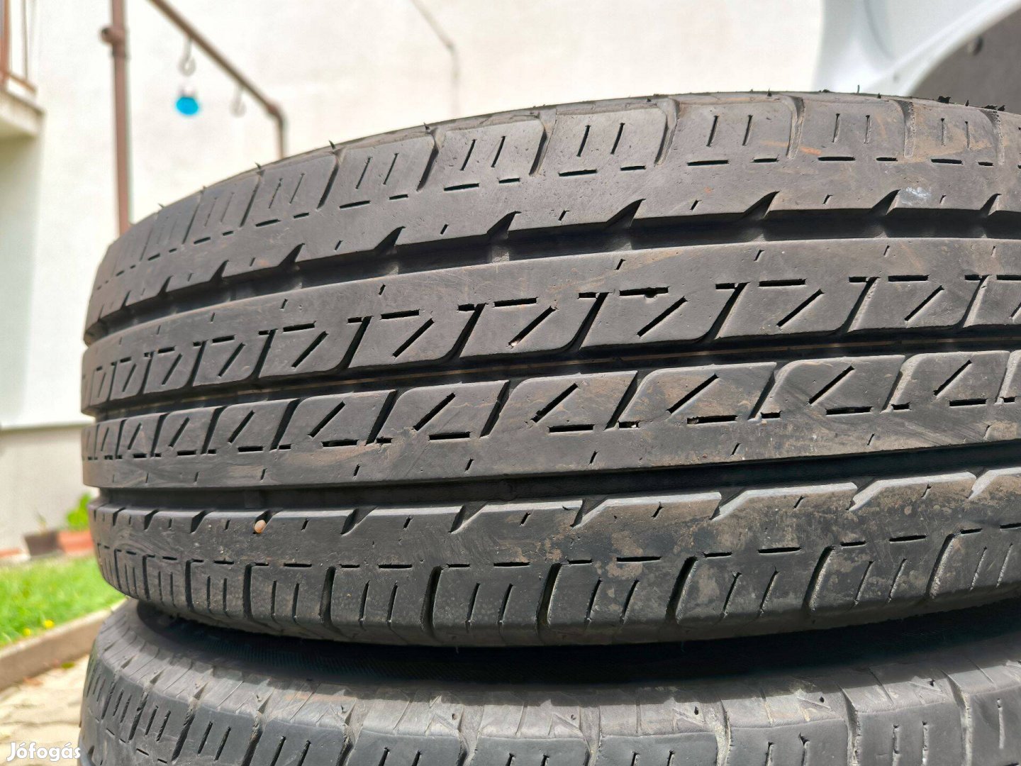 215/65R16C újszerű nyárigumik kisteherre 215/65 R16 nyári