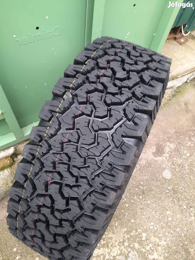 215/65R16 All-Terrian mintás terepgumi