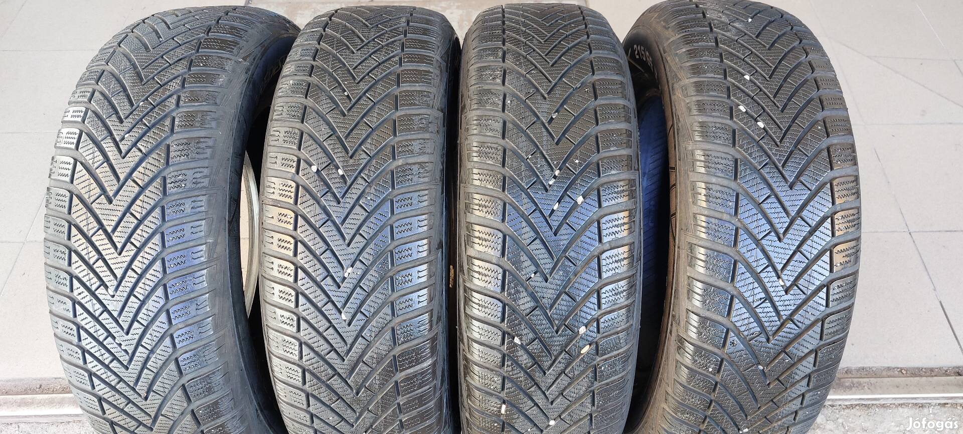 215/65R16 Vredestein téli 