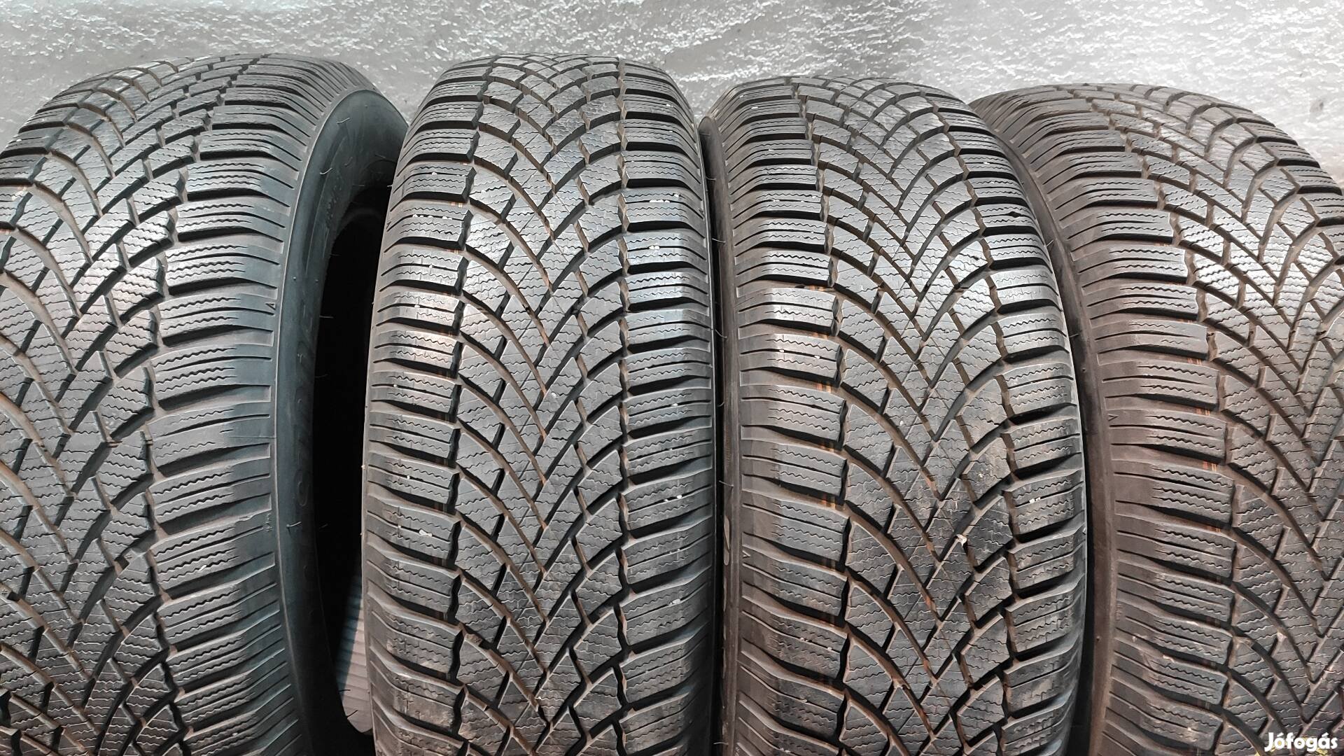 215/65R17 215/65 R17 215/65/17