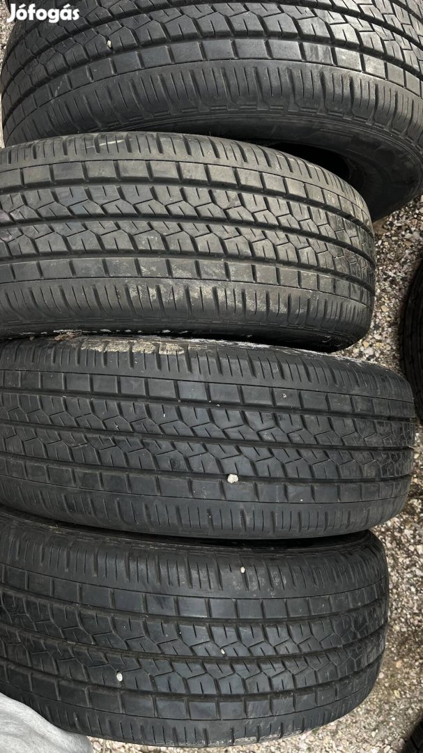 215 65 15 c 4 db Bridgestone Nyári