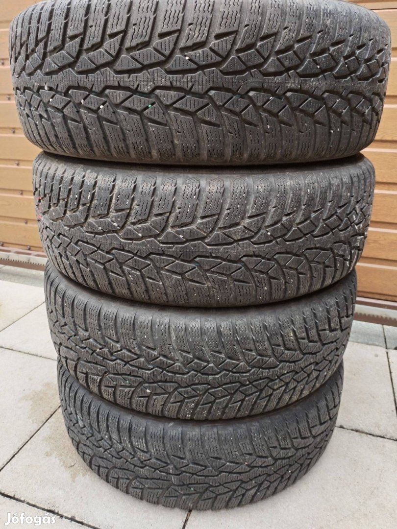 215 65 16 nokian 215/65 R 16 téli gumi garnitura