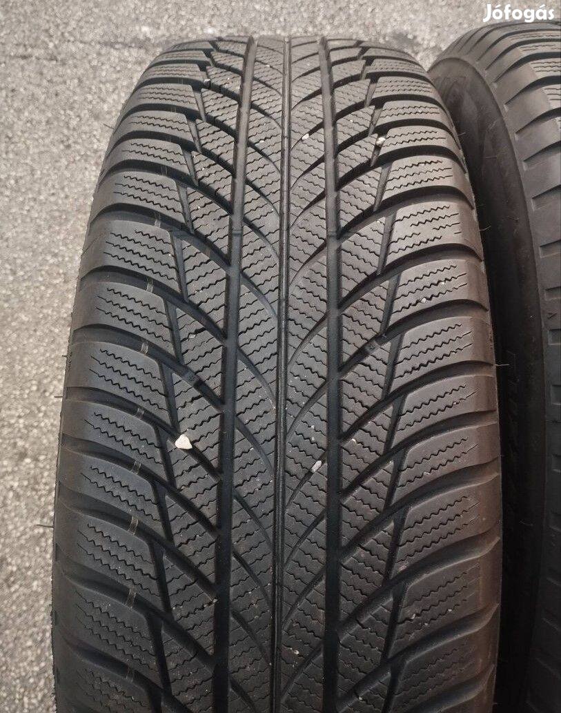 215/65 17 Bridgestone újszerű téli gumi r17 " dot23