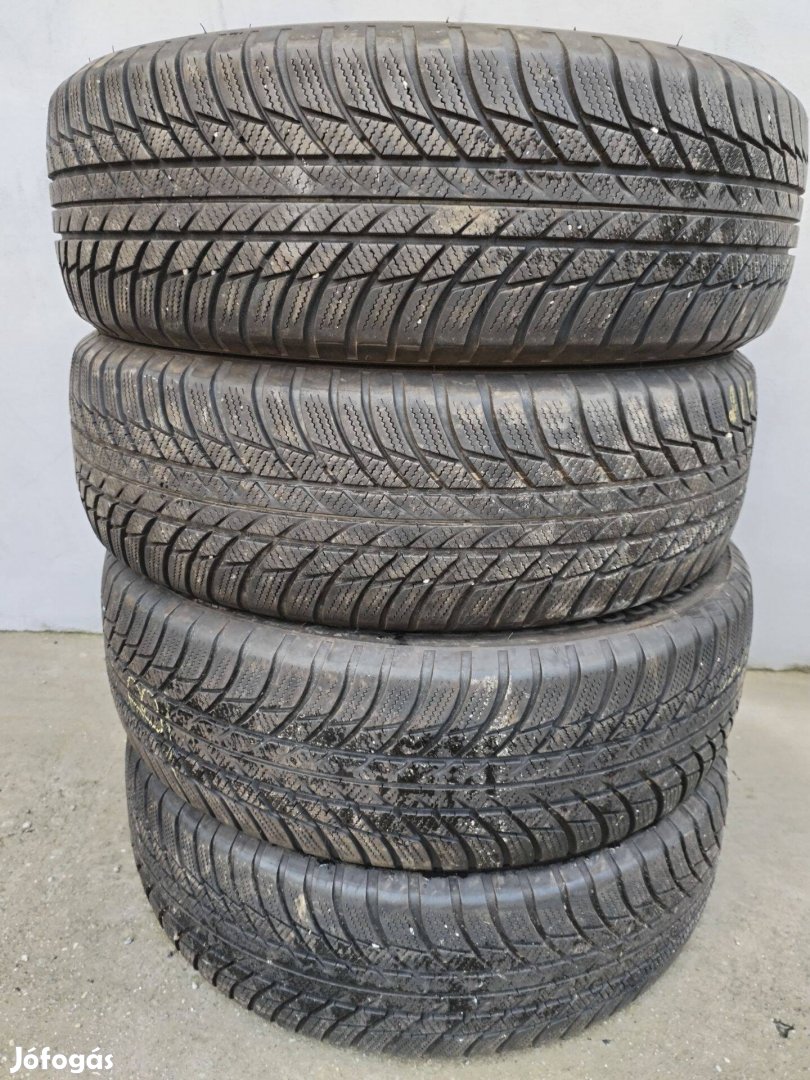 215 65 17 bridgestone 215/65 R 17 téli gumi garnitura