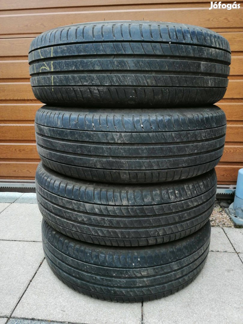 215 65 17 michelin nyári gumi garnitura
