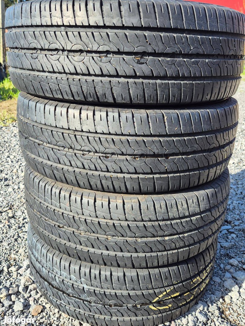 215/65 R15 C jó állapotú kisteherautó nyári gumi
