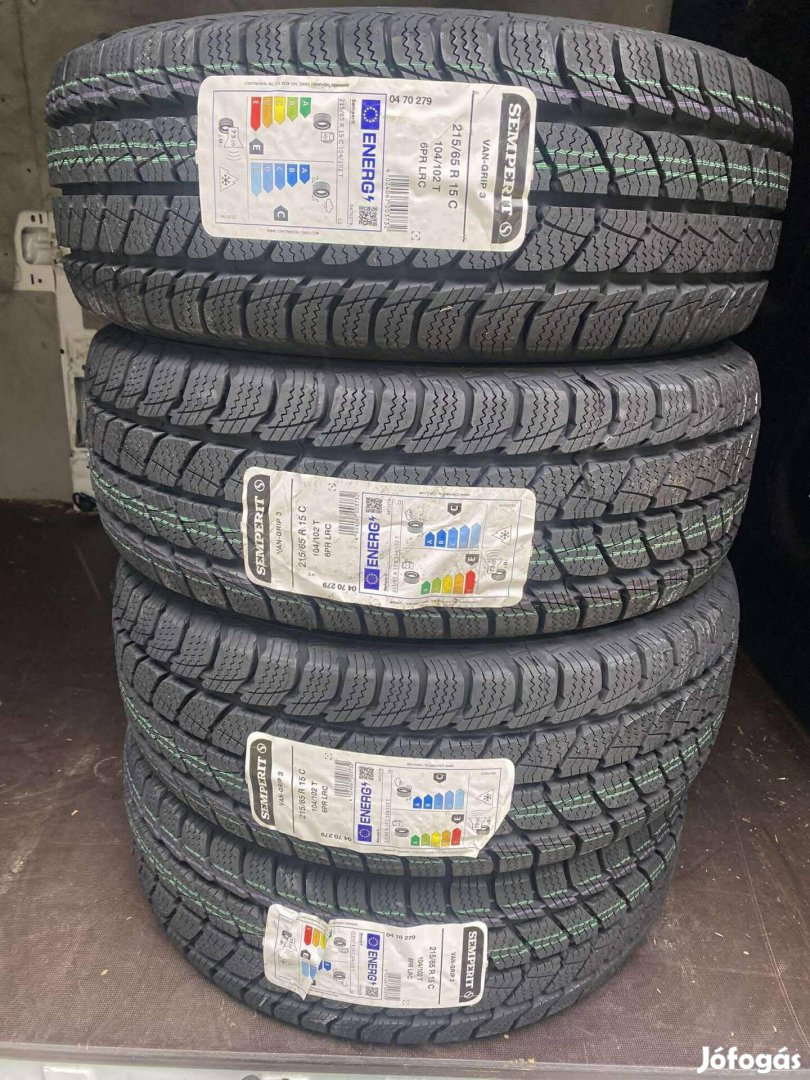 215/65 R15 Cúj