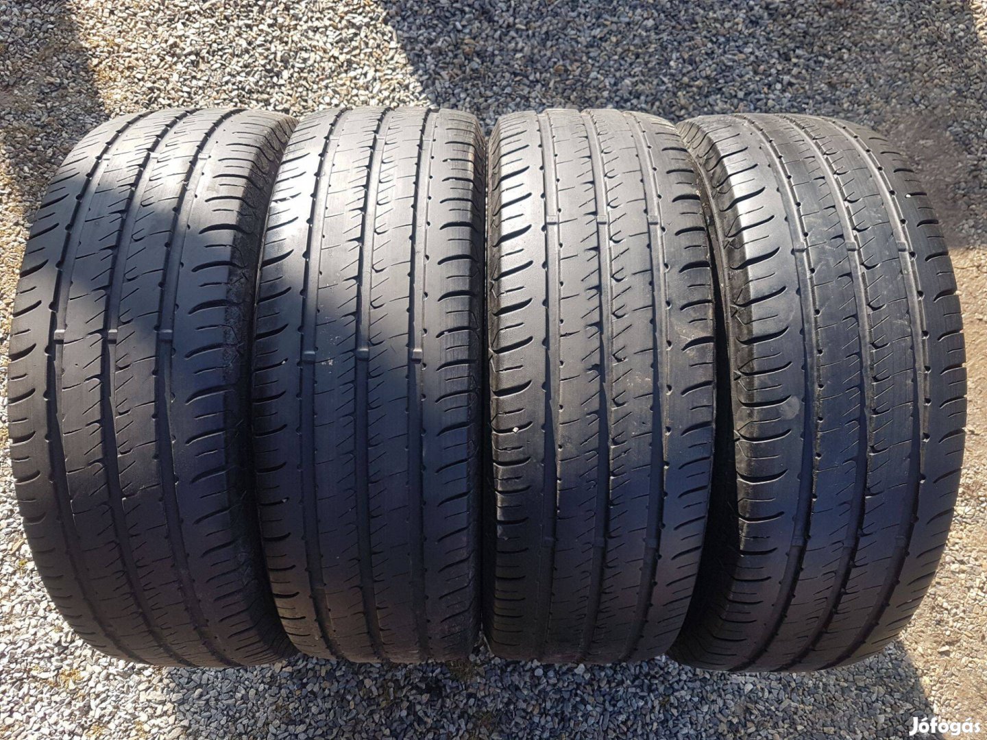 215/65 R16C nyári gumi 4db Uniroyal DOT2021