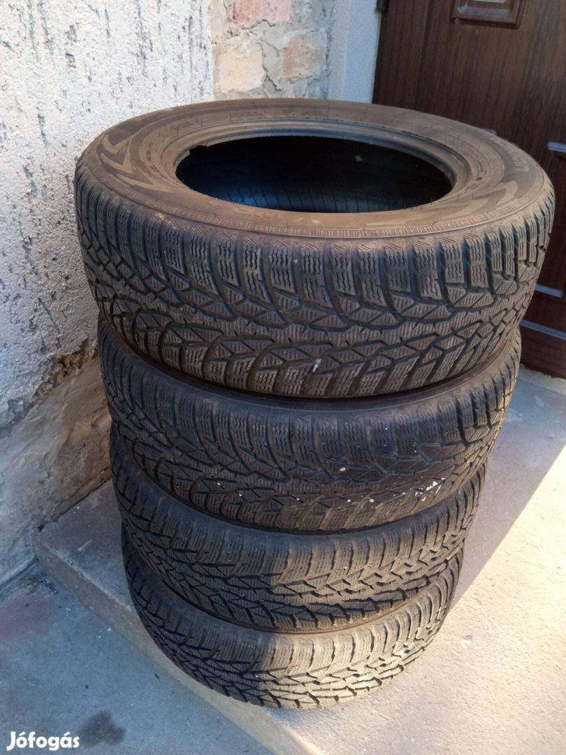 215/65 R16 102H XL használt Nokian téli gumik