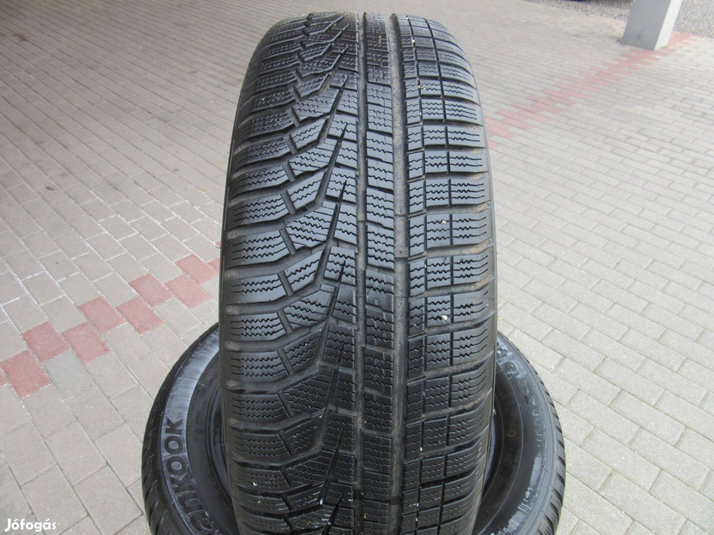 215/65 R16 Hankook téli gumival eladó